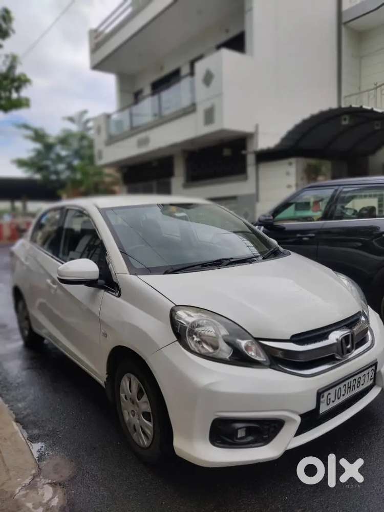 Honda Amaze 2016 Petrol Well Maintained