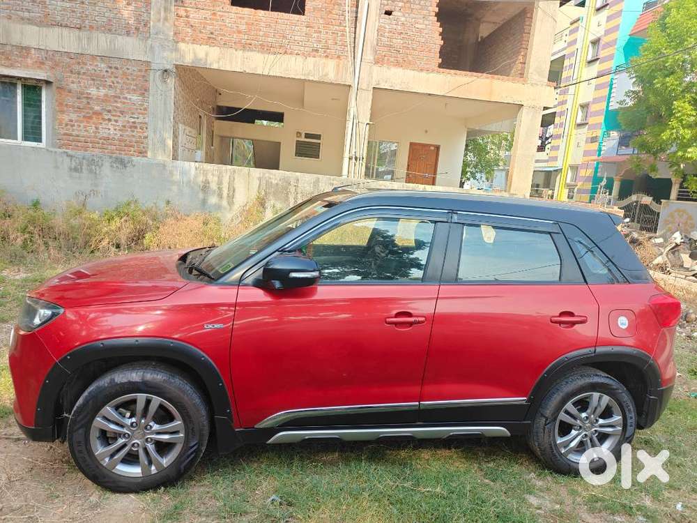 Maruti Suzuki Vitara Breeza Zdi+ Dual Tone