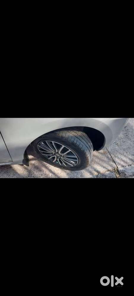 Maruti Suzuki Dzire 1.2 Zxi Amt, 2018, Petrol