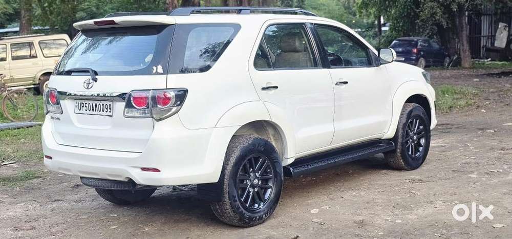 Toyota Fortuner 2015 Diesel Well Maintained