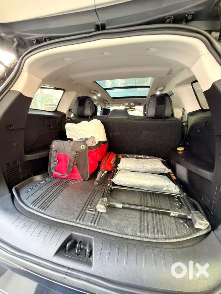Mahindra Xuv700 Ax5 With 7xo Alloy Wheels And Tyres