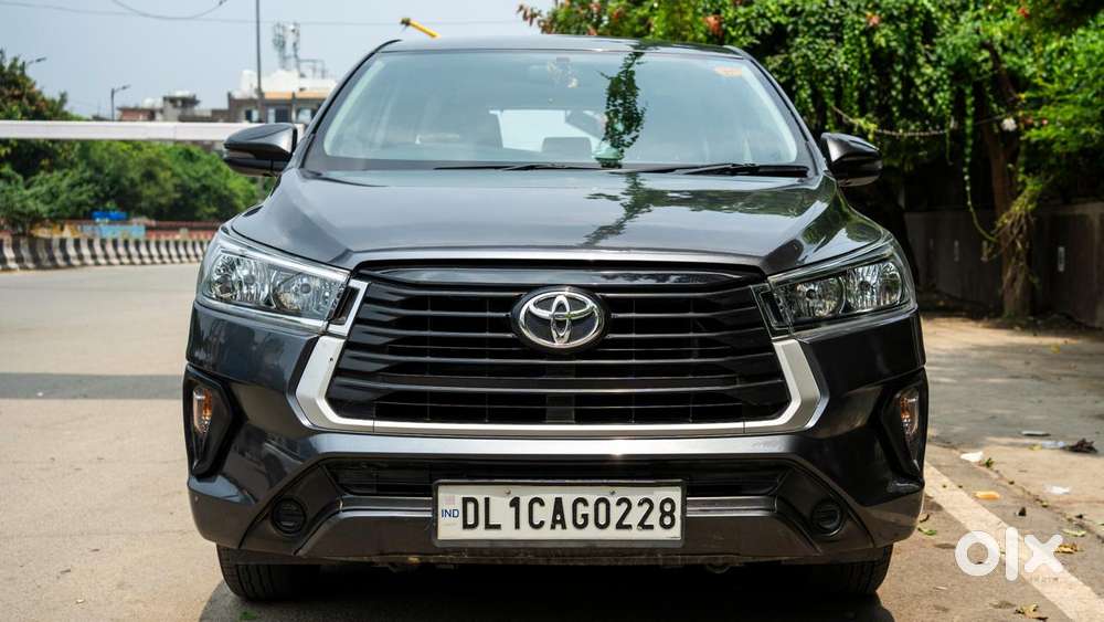 Toyota Innova Crysta 2.8 Gx At, 2022, Petrol