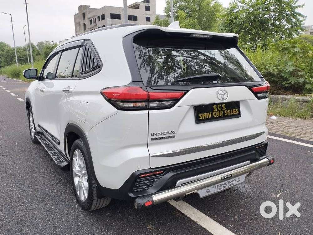 Toyota Innova Hycross Gx (o), 2026, Petrol