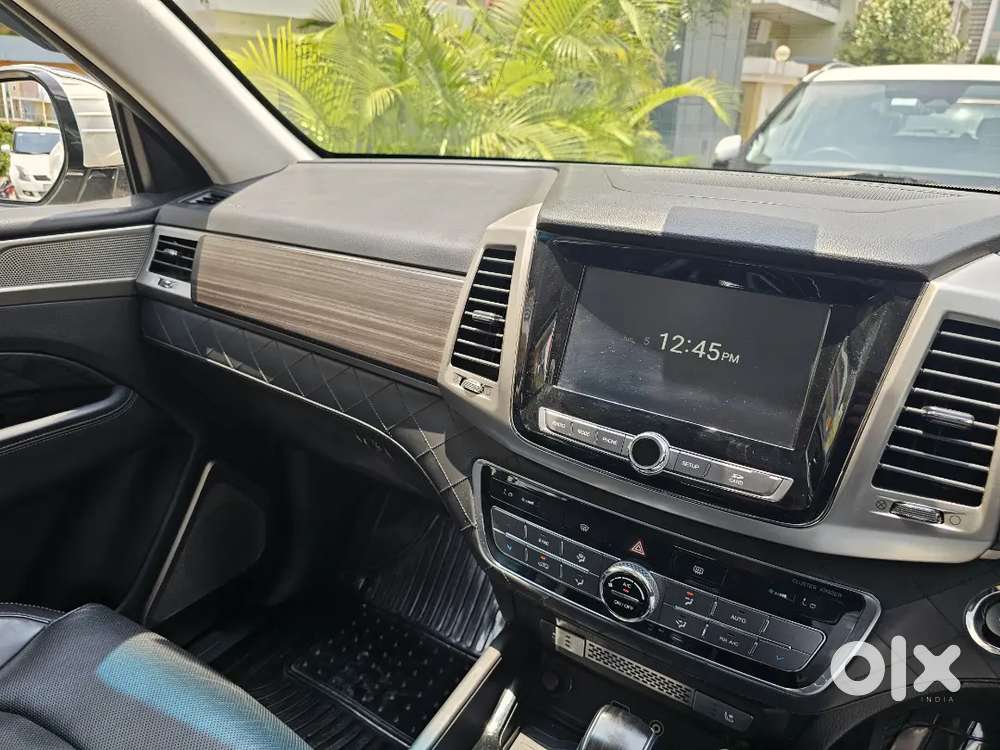 Mahindra Alturas G4 2022 Diesel 50000 Km Driven