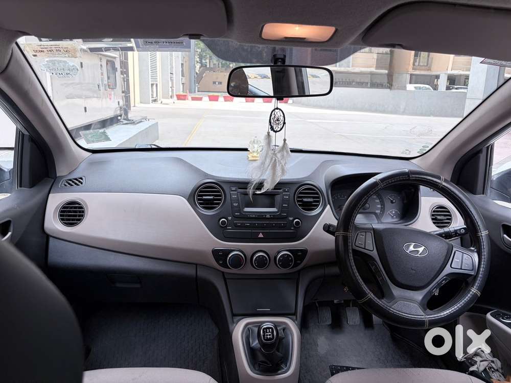 Hyundai Xcent Petrol Manual 2014