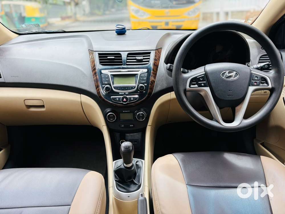 Hyundai Verna Fluidic 1.6 Vtvt Sx, 2013, Petrol