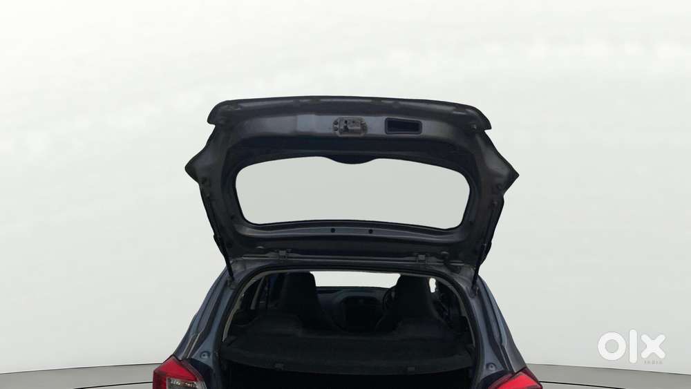 Tata Tiago 1.2 Revotron Xt, 2019, Petrol