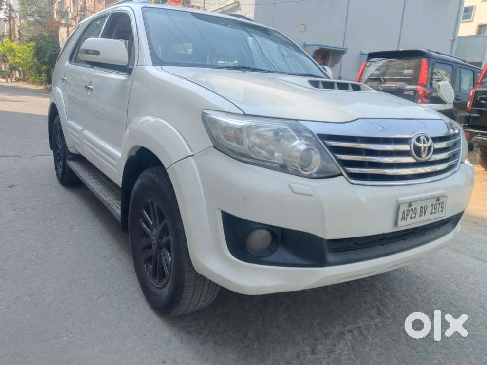 Toyota Fortuner 3.0 4x2 Automatic, 2013, Diesel