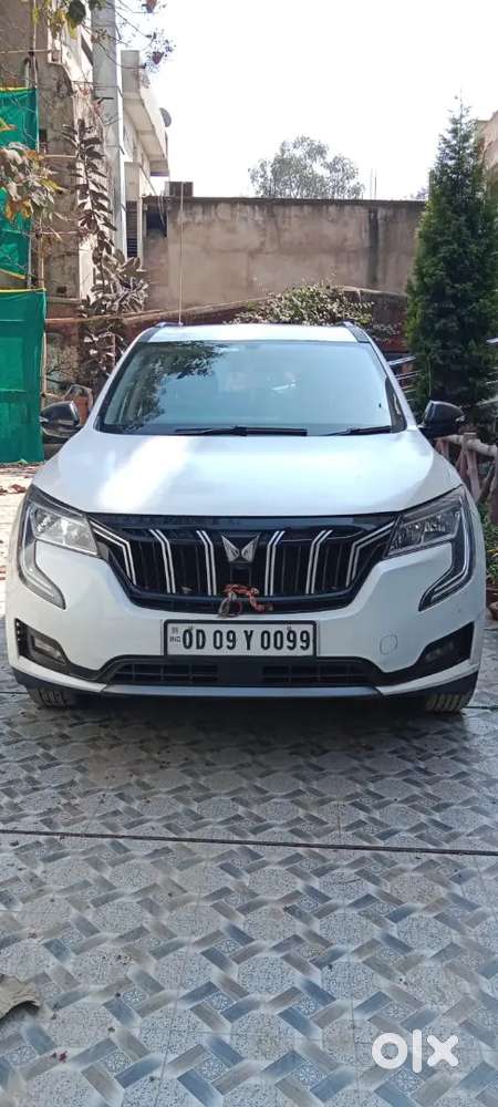 Mahindra Xuv700 2022 Diesel Well Maintained With Vip Registration