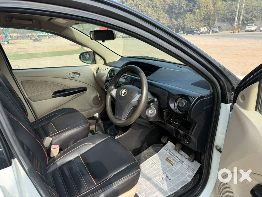 Toyota Etios Liva 1.2 V, 2019, Petrol