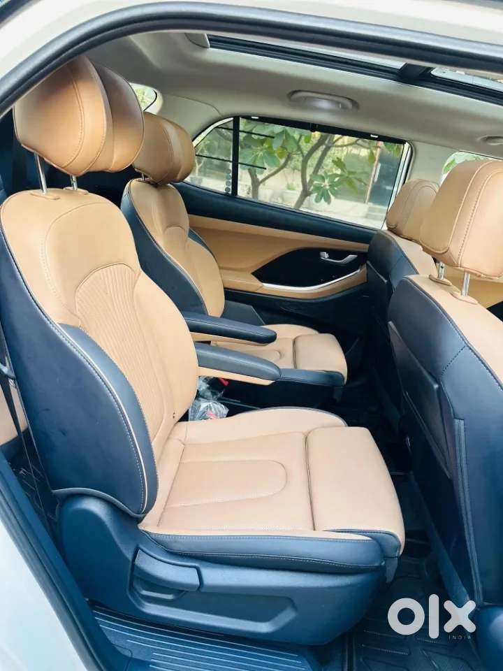 Hyundai Alcazar Signature (o) 6 Str 1.5 Petrol Dct, 2026, Petrol