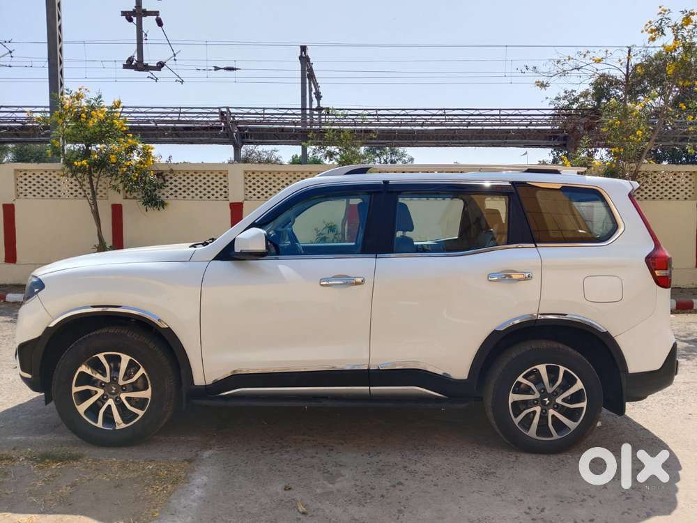 Mahindra Scorpio N Z2 Petrol Mt 6 Str, 2024, Diesel