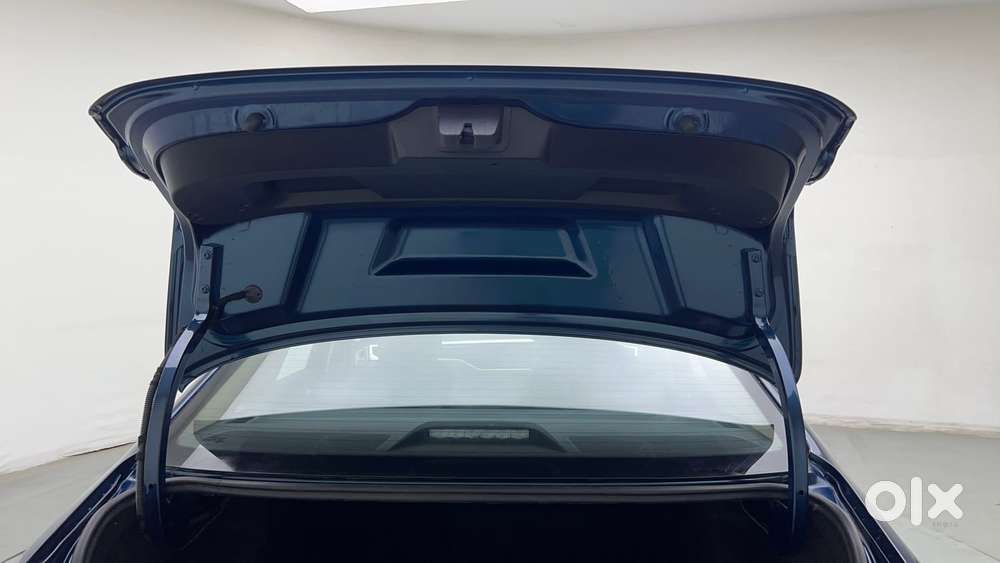Volkswagen Virtus Highline Plus 1.0 Tsi At, 2023, Petrol