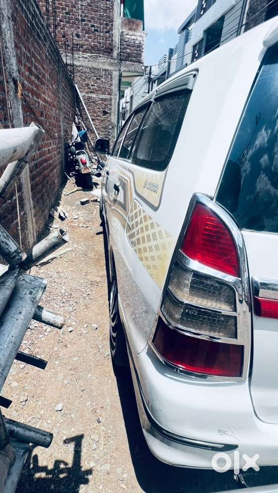 Toyota Innova Diesel 2012