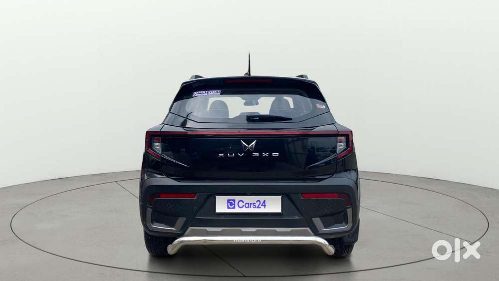 Mahindra Xuv 3xo Ax5 Pm Mt, 2024, Petrol