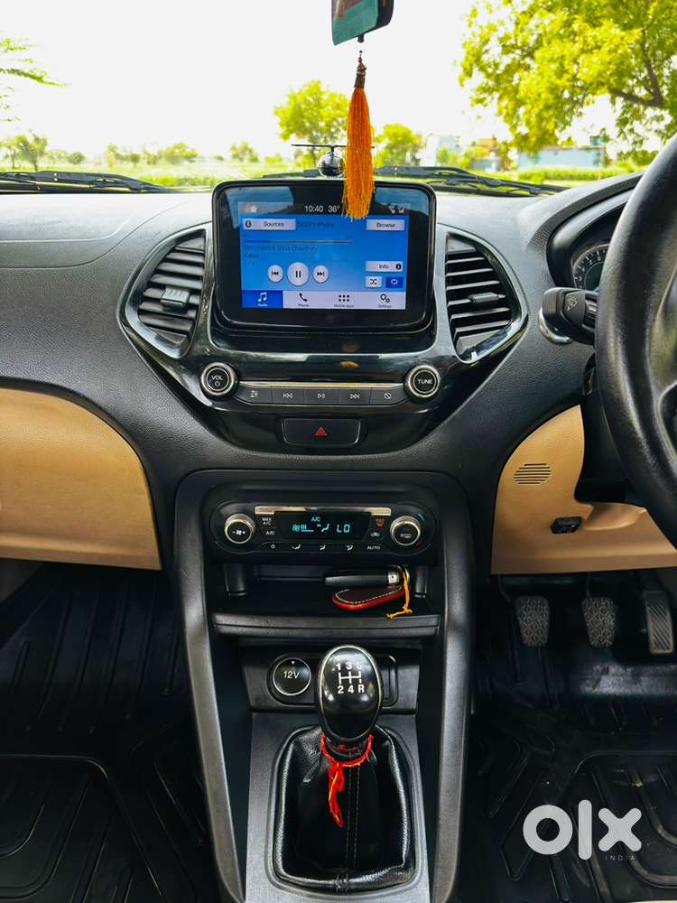 Ford Aspire Titanium Petrol Cng