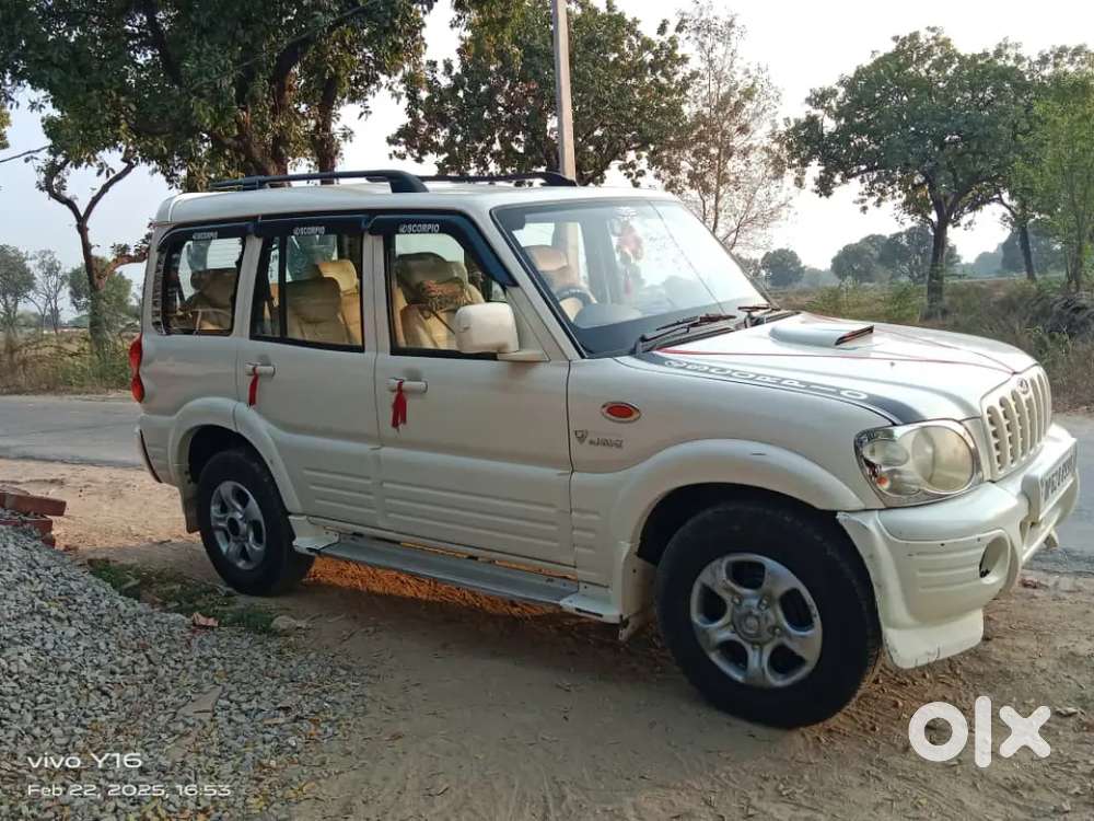 Gaadi Mst Hai Ingen Me Bilkul Chhed Chhad Nhi Hua Hai