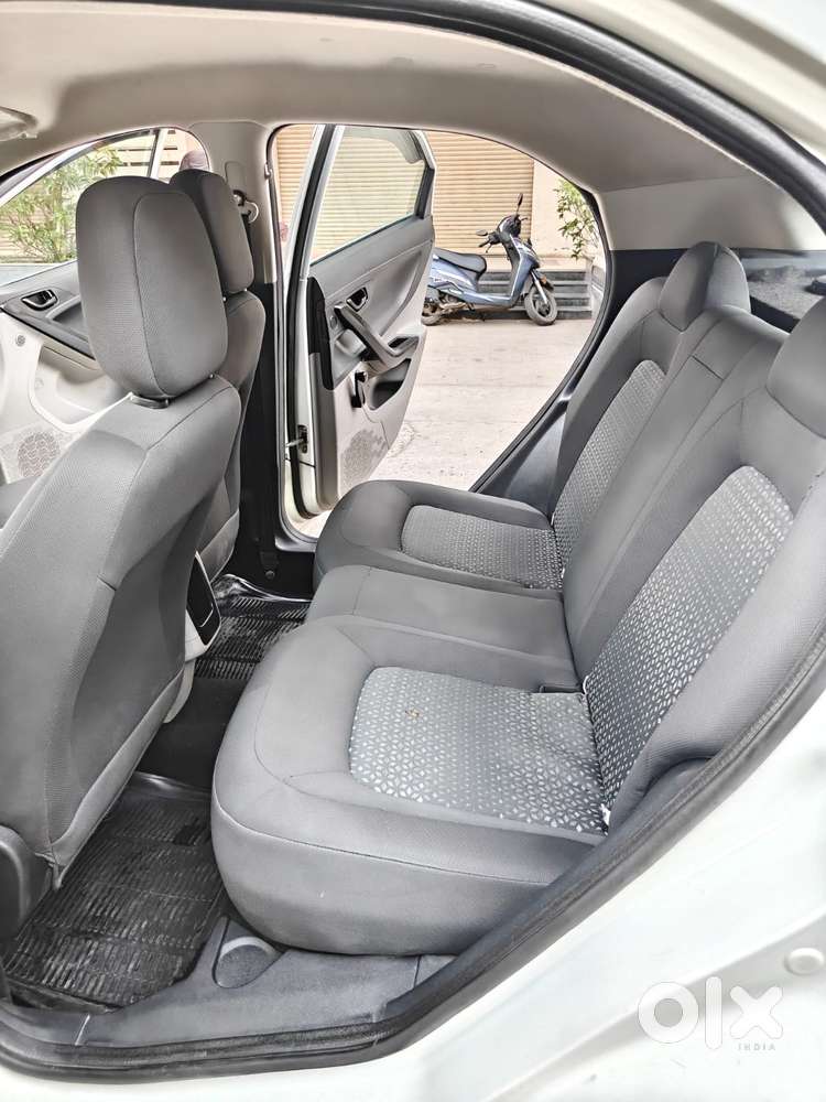 Tata Nexon 1.2 Revotron Xe, 2019, Cng & Hybrids