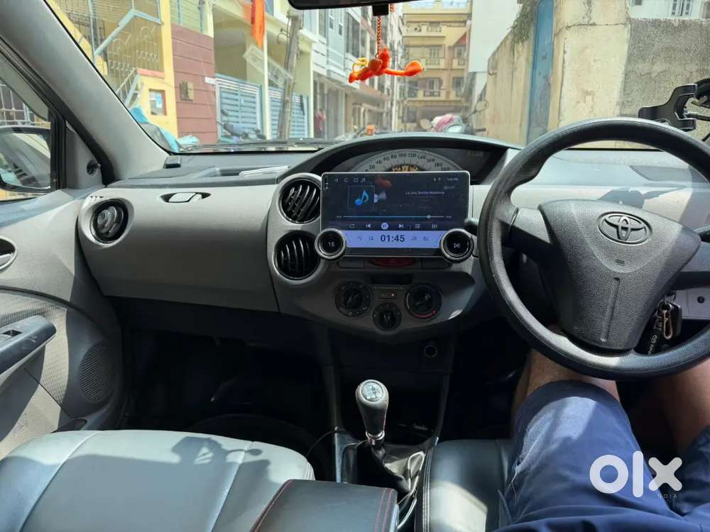 Toyota Etios Liva 2011