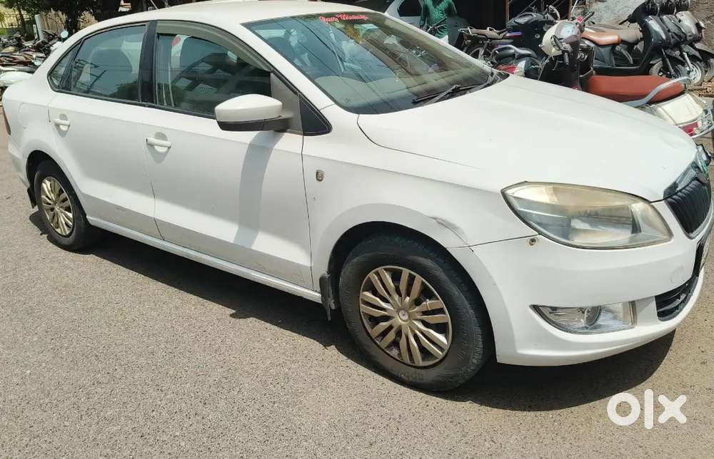 Skoda Rapid 2012 Cng & Hybrids 105000 Km Driven