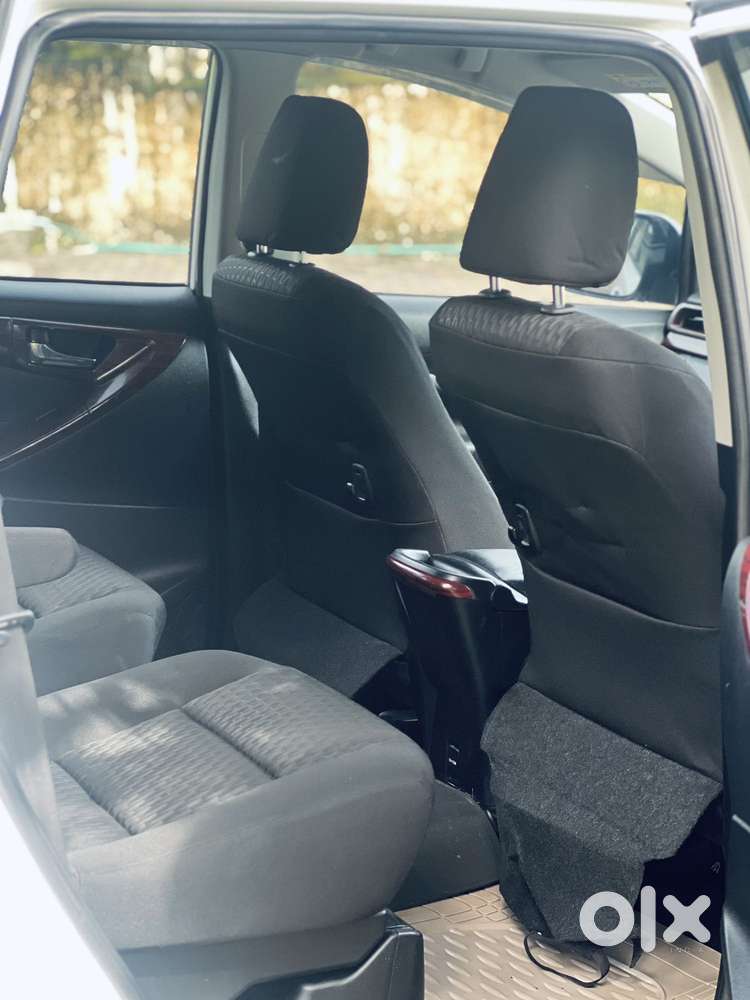 Toyota Innova Crysta 2.4 G Mt, 2018, Diesel