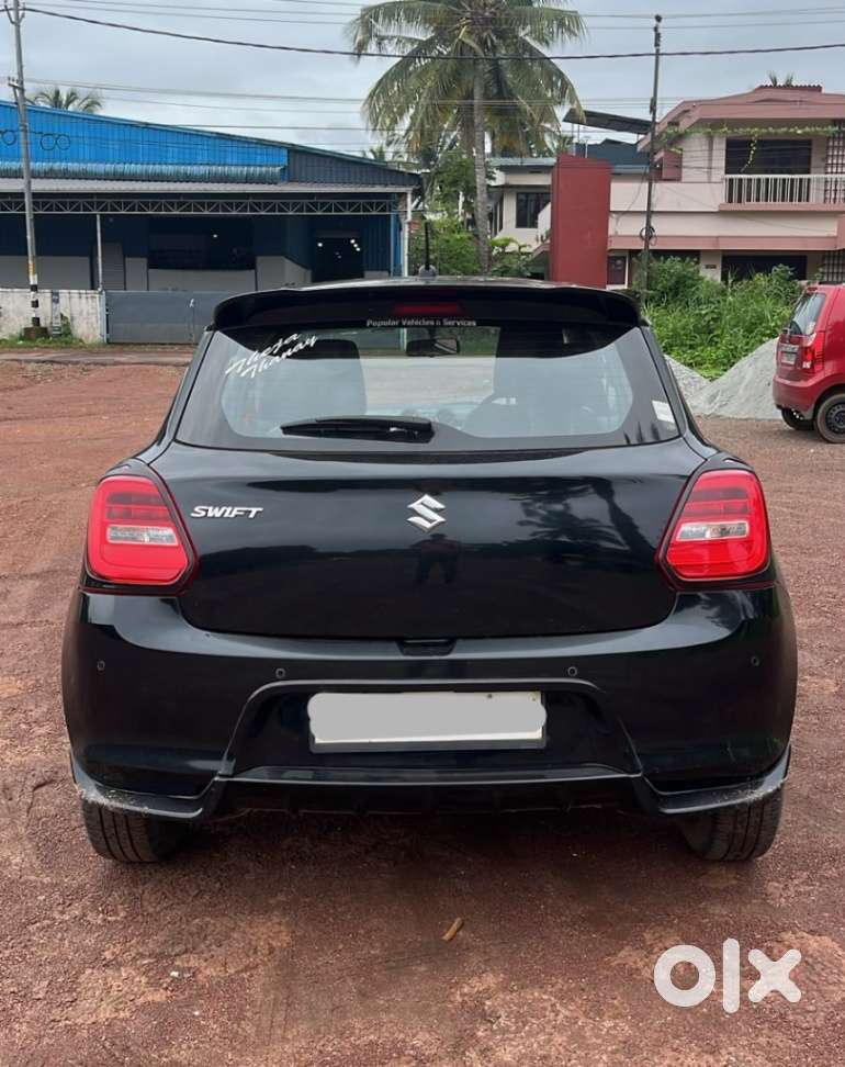 Maruti Suzuki Swift 1.3 Zxi, 2023, Petrol