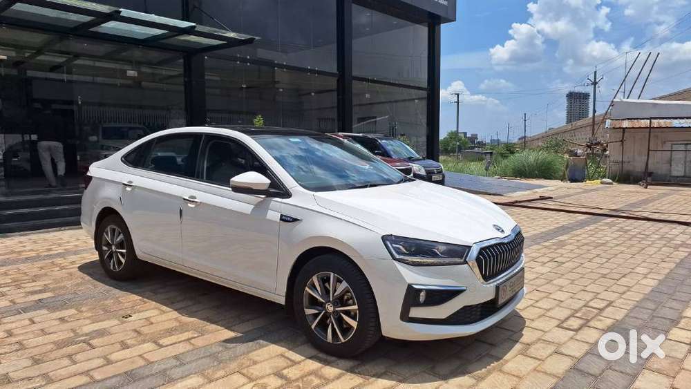 Skoda Slavia 1.5 Tsi Style At, 2023, Petrol