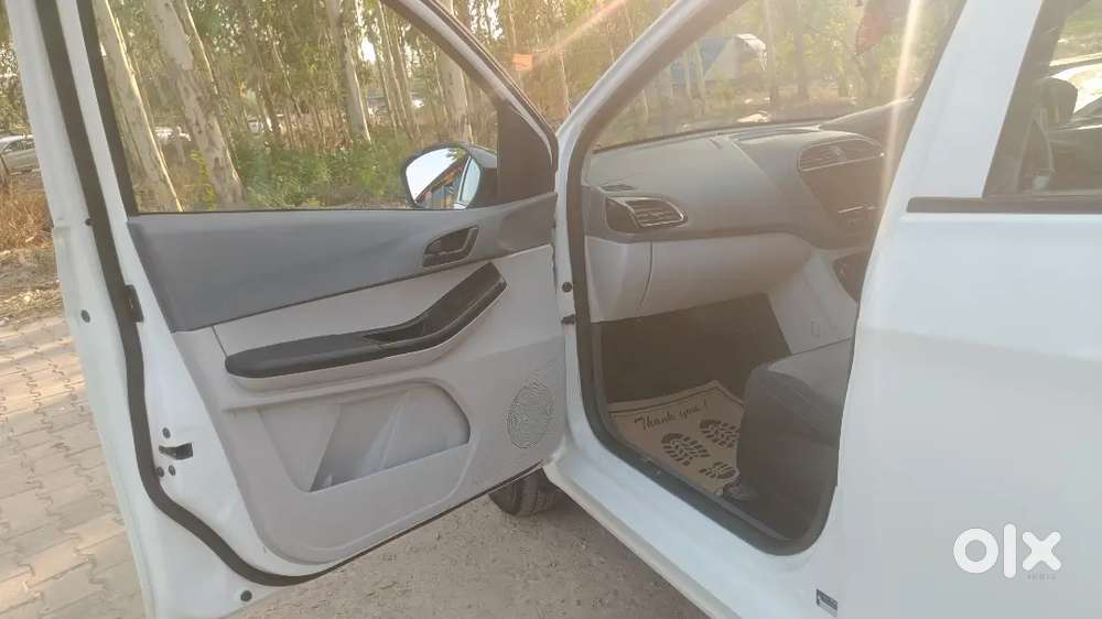 Tata Tiago Ev 2025 Electric 27500 Km Driven. Well Maintained