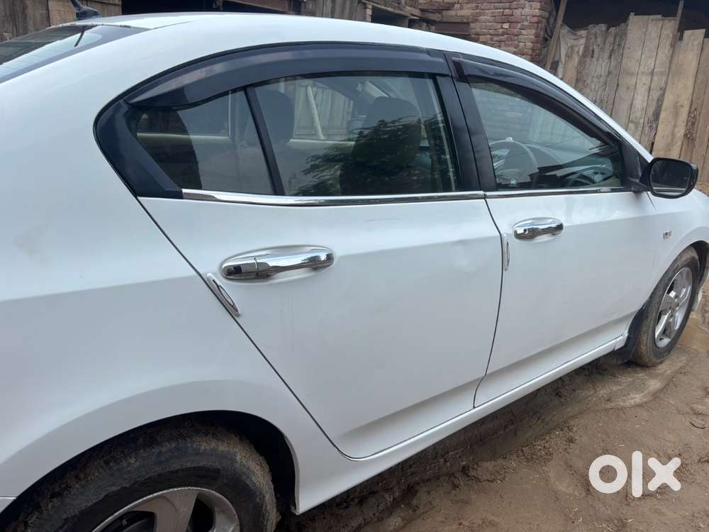 Honda City I-vtec 2010 Petrol  Excellent Condition  Rc Clear