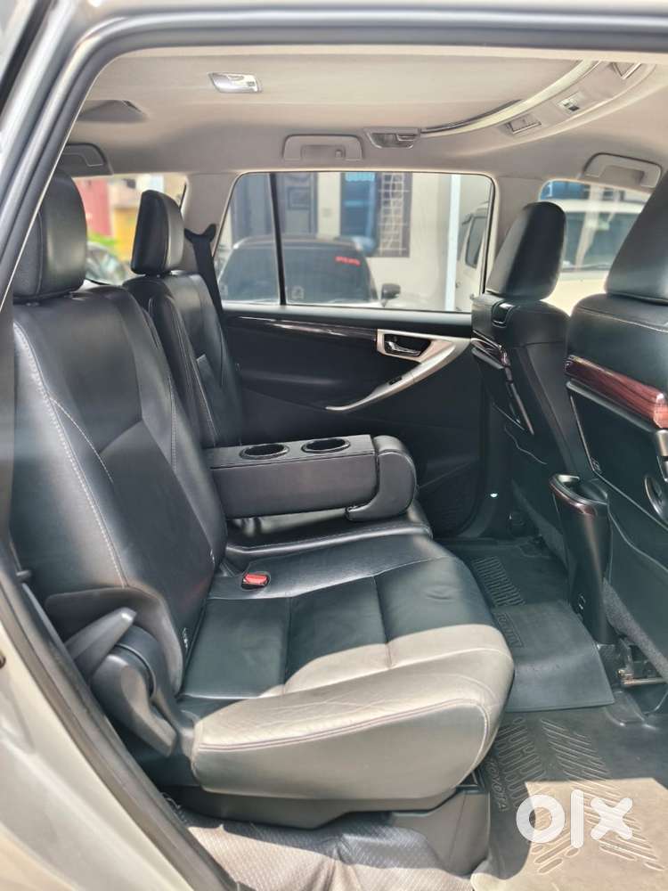 Toyota Innova Crysta 2.5z, 2017, Diesel