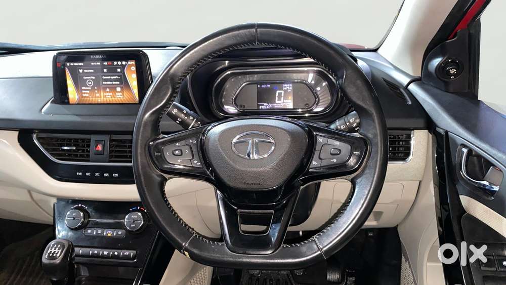 Tata Nexon Xz Plus (hs), 2022, Petrol