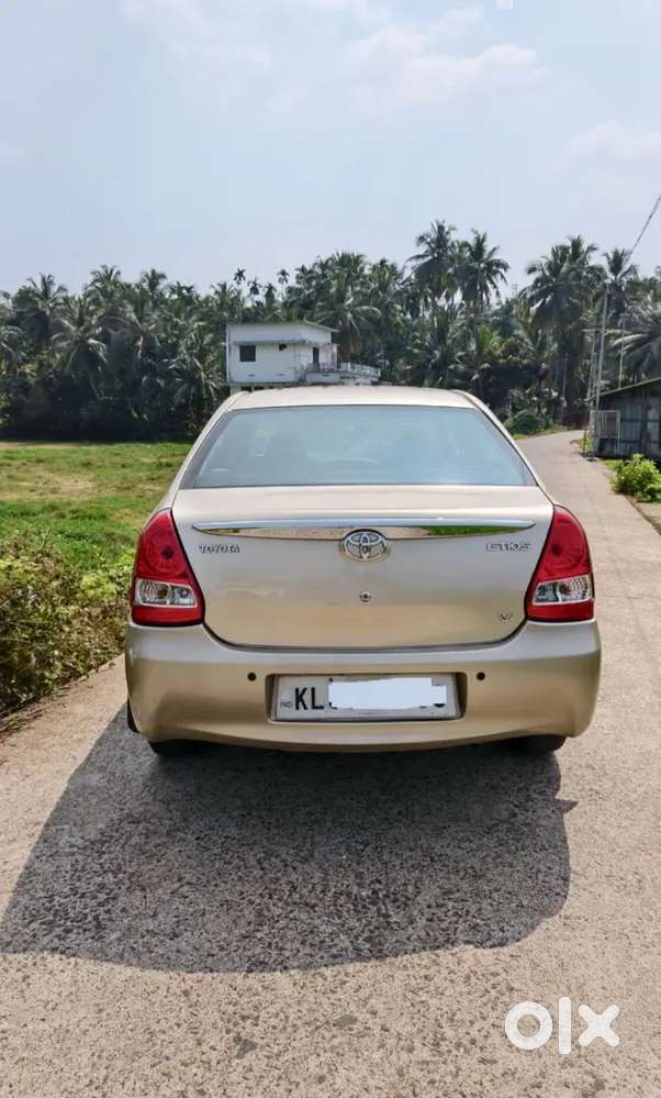 Toyota Etios 2011 Petrol Well Maintained