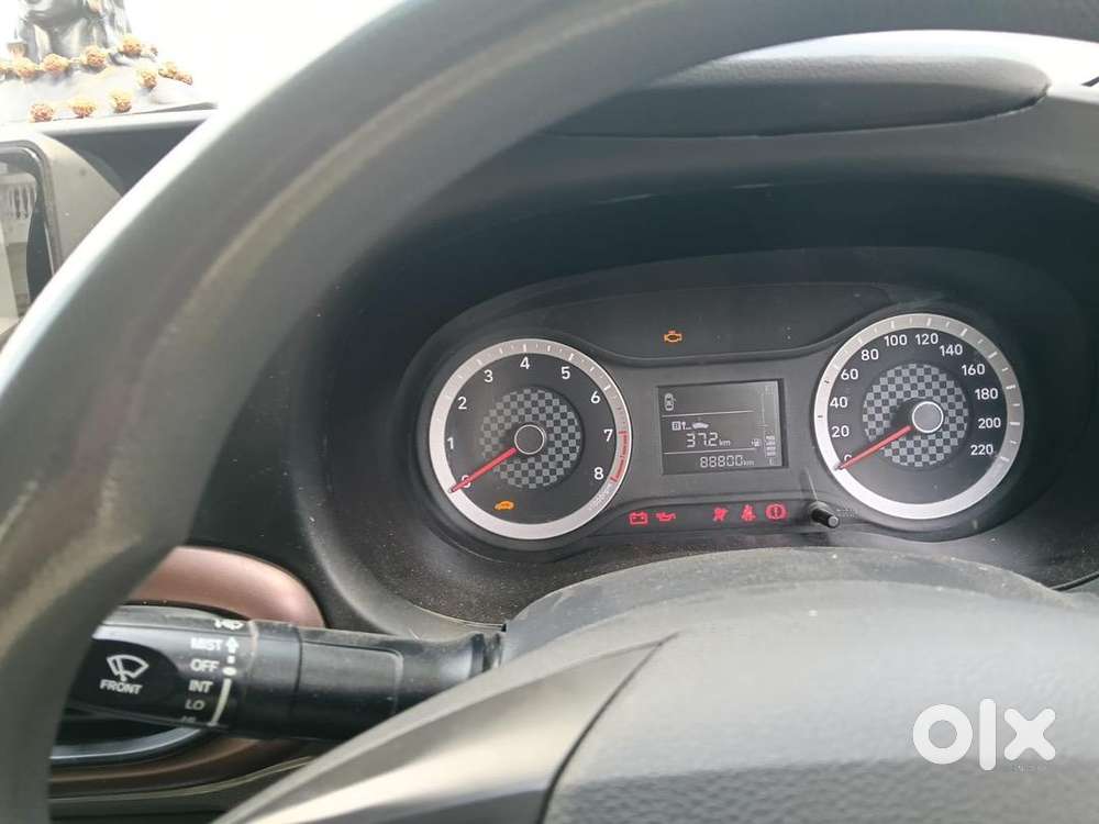 Well-maintained Hyundai Aura S (2020) - Petrol+cng  Excellent Mileage