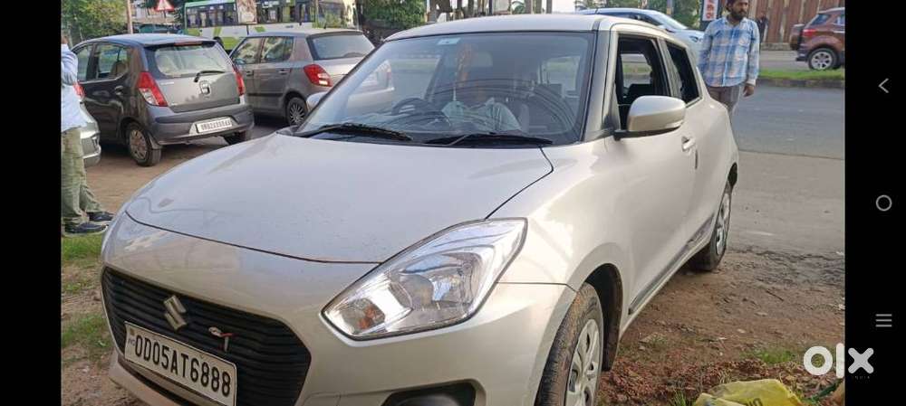 Maruti Suzuki Swift Vxi + Manual, 2019, Petrol