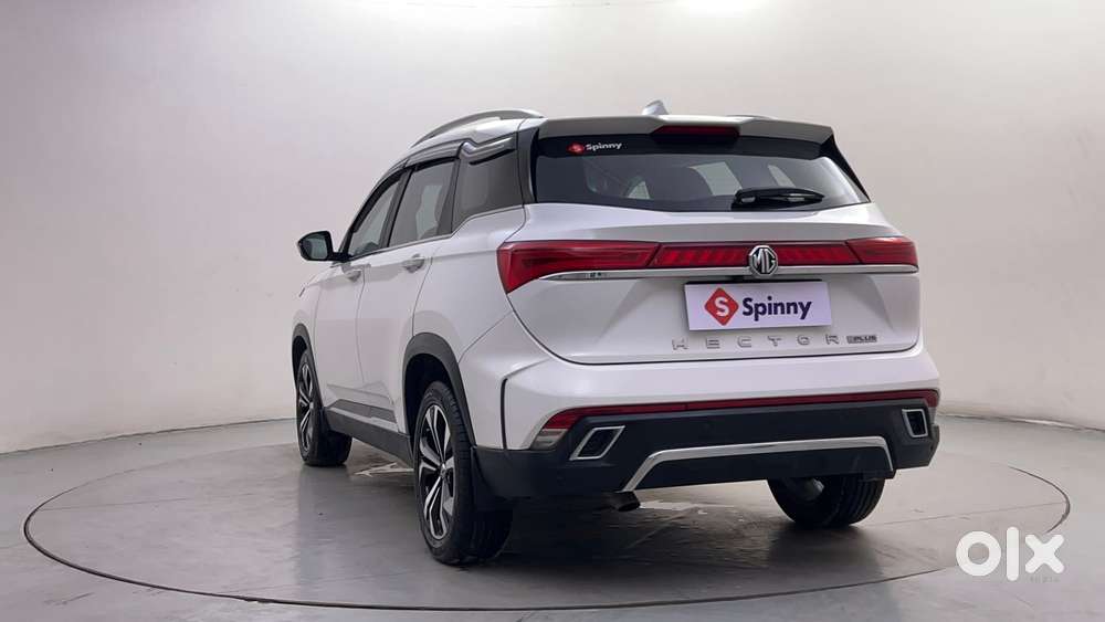 MG Hector Plus Sharp Pro 2.0 Turbo Diesel 6 STR, 2023, Diesel