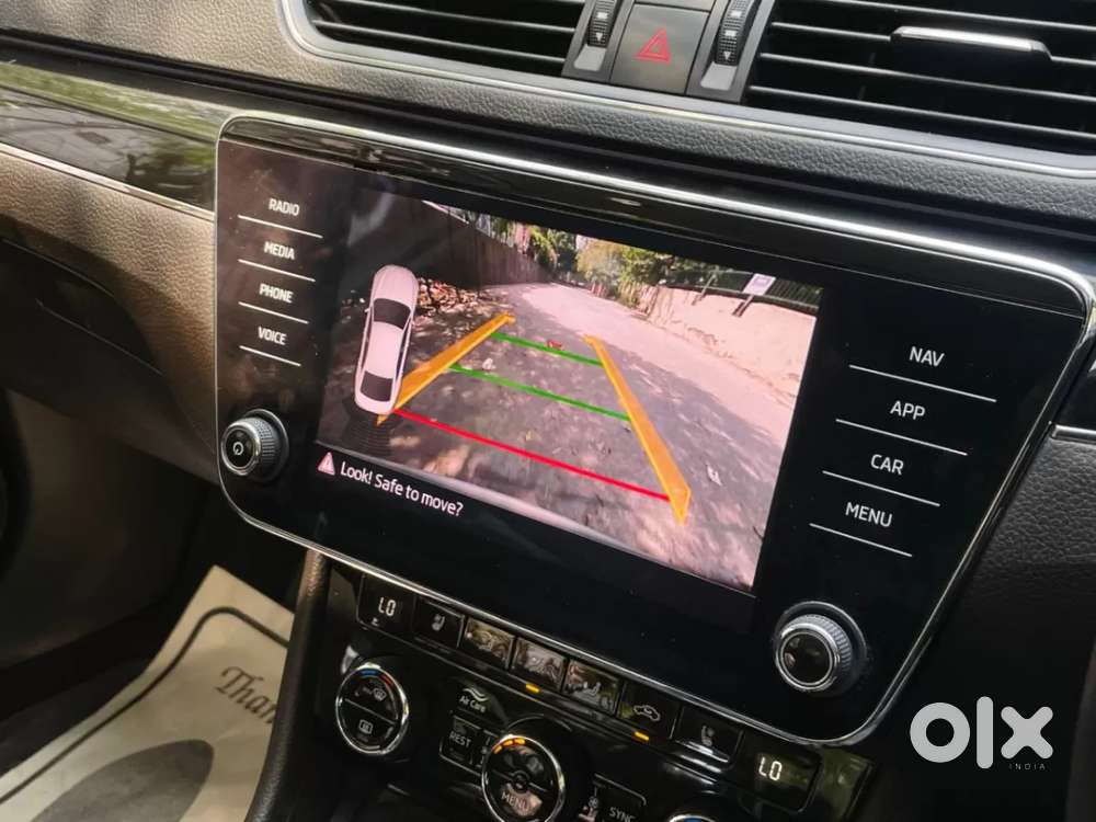 Skoda Superb 2.0 L&k Tsi At, 2021, Petrol