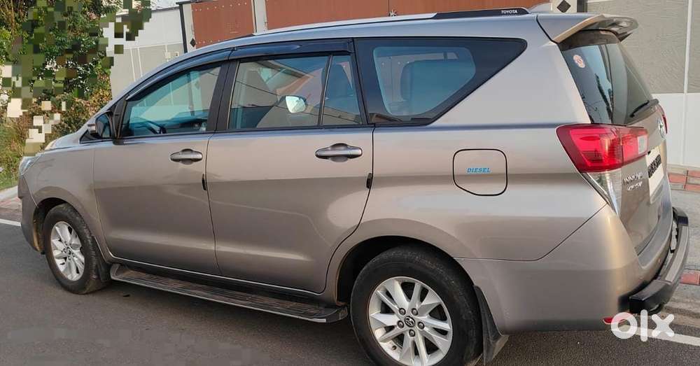 Toyota Innova Crysta 2.8 Gx At 8 Seater, 2018, Diesel