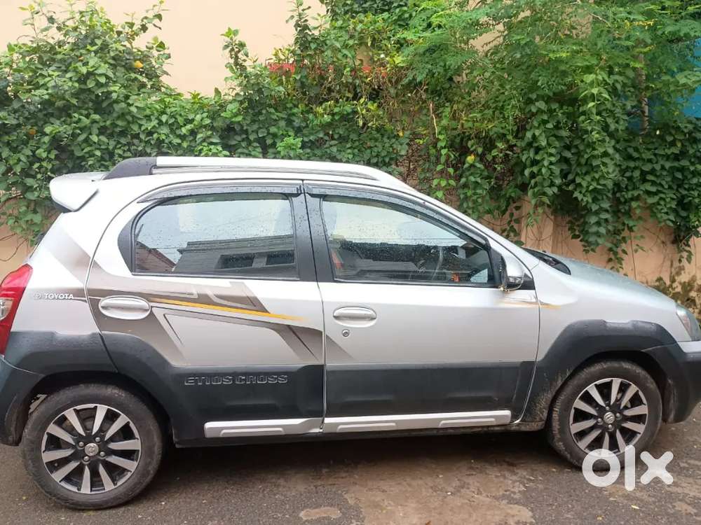 Toyota Etios Cross 2015 Petrol Good Condition