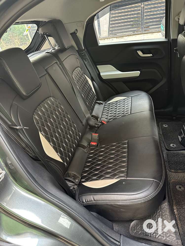 Tata Punch Creative+ Amt 2025  13500 Km  Daytona Grey   Top Variant