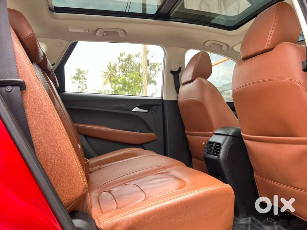 MG Hector Plus Sharp Pro 2.0 Turbo Diesel 7 STR, 2021, Diesel