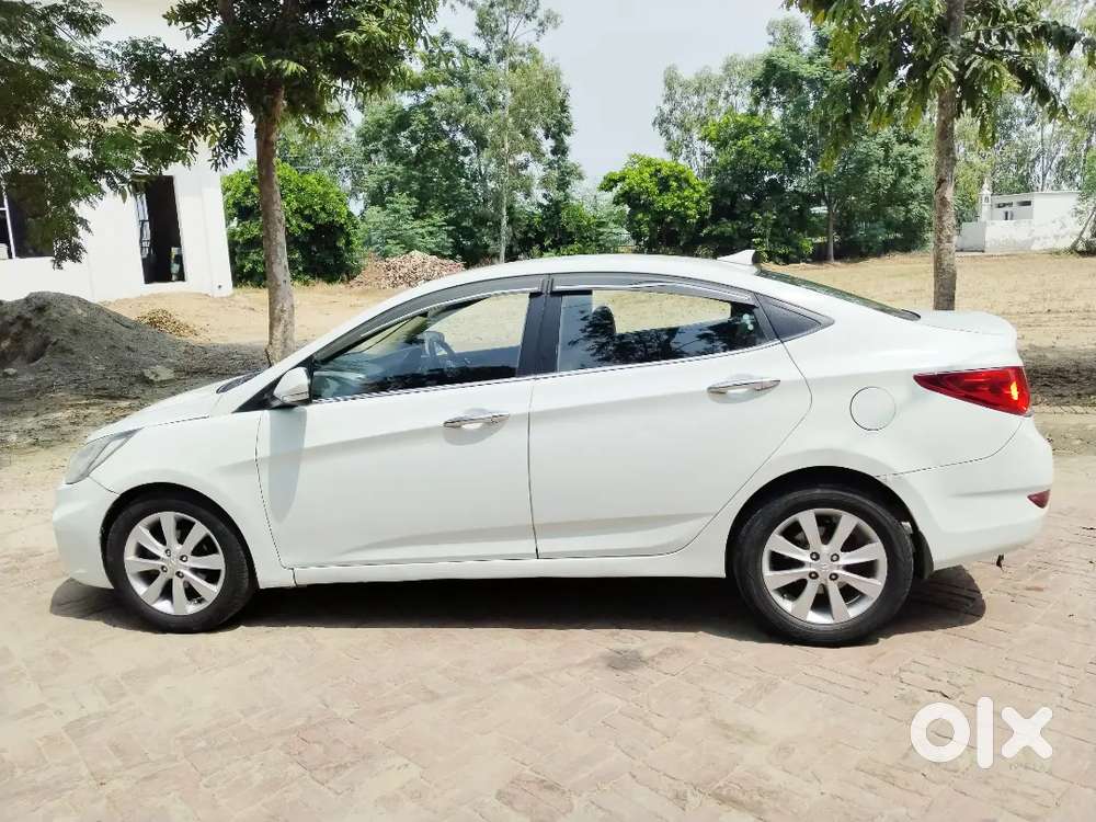 Hyundai Verna 1.6 Sx 2012