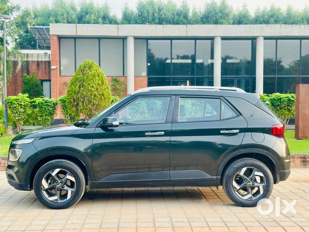 Hyundai Venue 1.0 Sx Plus Turbo Dct Dual Tone, 2019, Petrol