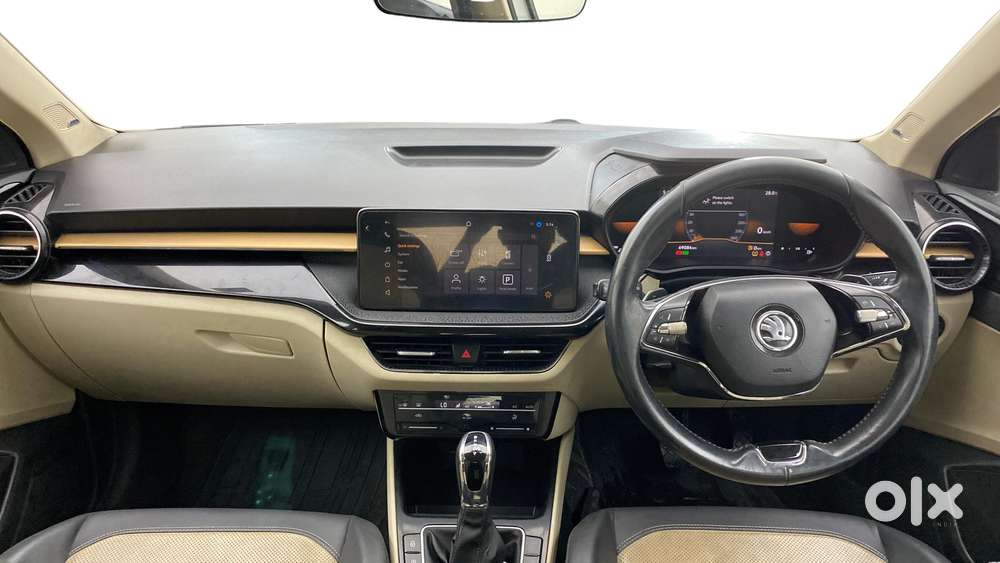 Skoda Slavia 1.0 Tsi Style At, 2022, Petrol