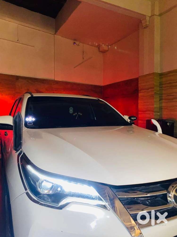 Front Headlight Pair And Back Light Available