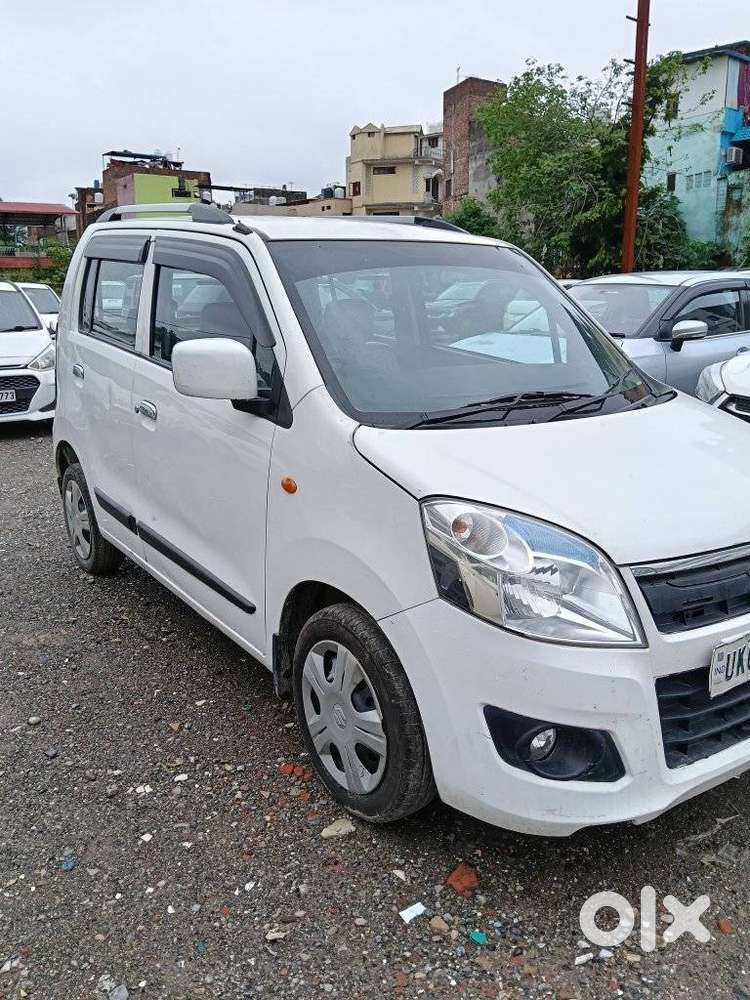 Maruti Suzuki Wagon R Vxi Amt1.2, 2017, Petrol