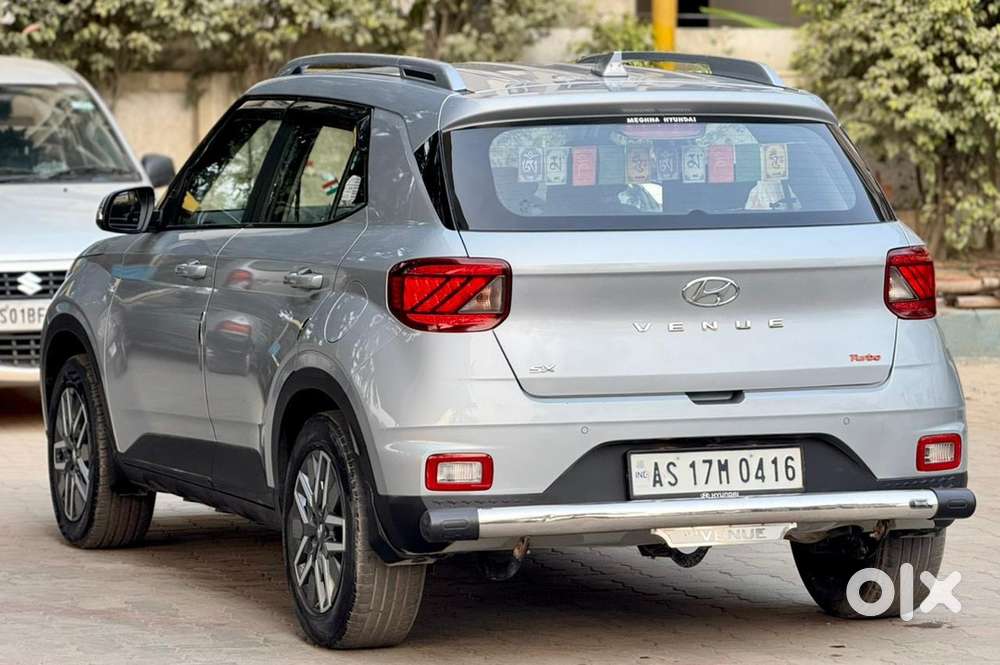 Hyundai Venue Petrol Manual 2022