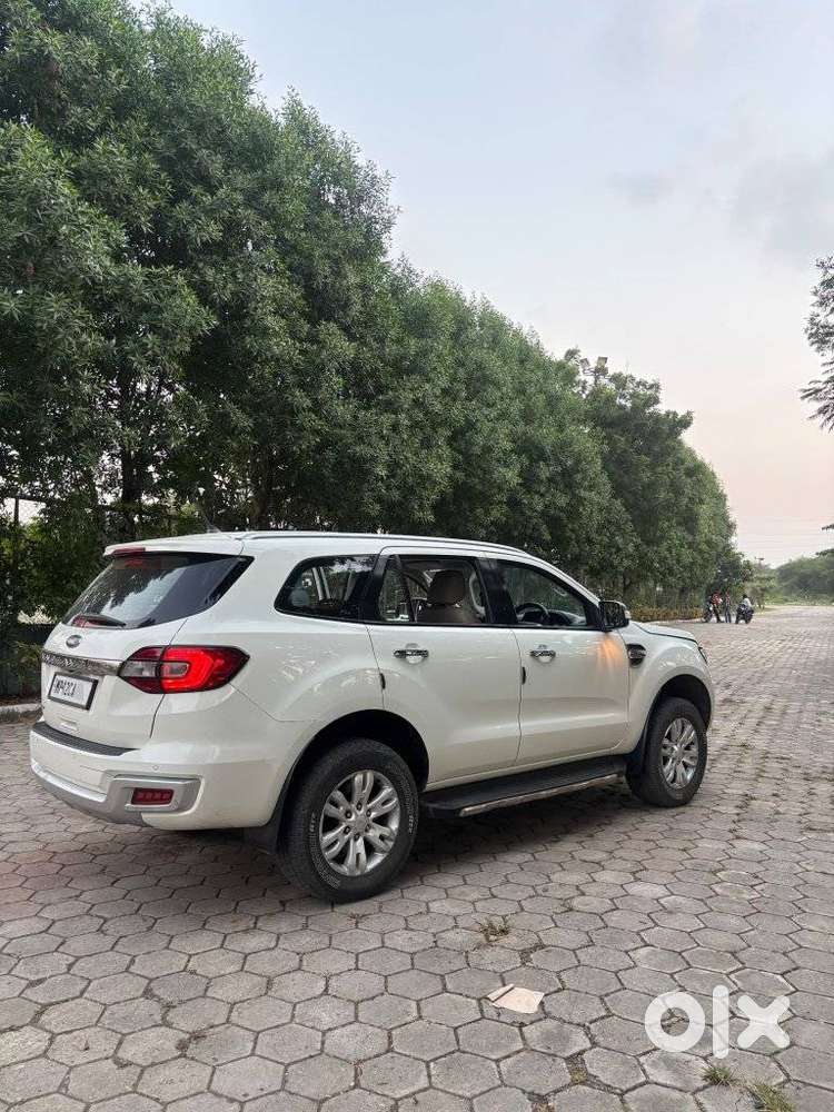 Ford Endeavour 2.2 Titanium 4x2 Mt, 2019, Diesel