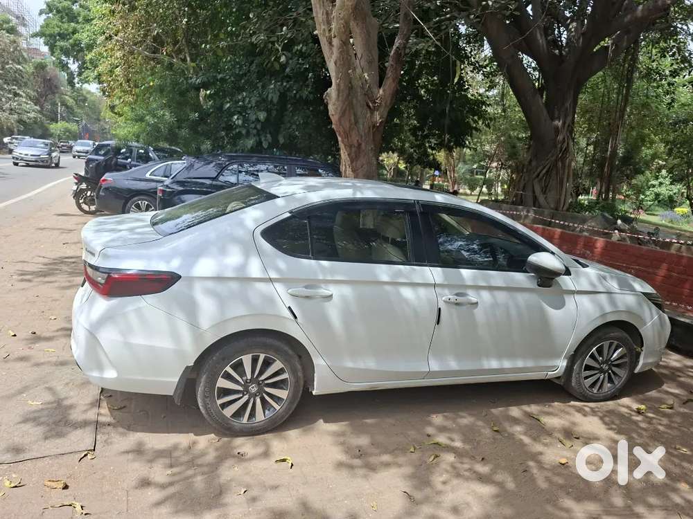 Dealers Stay Away.