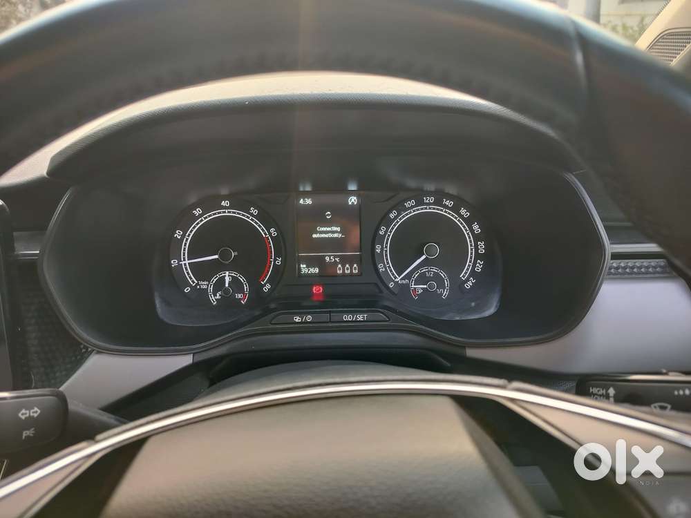 Skoda Kushaq 1.0 Tsi Ambition, 2023, Petrol