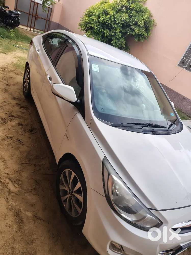 Hyundai Verna 2014 2nd Top Model